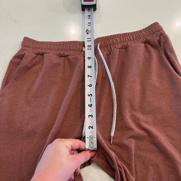 Vuori Brown Track Pants - Picture 9 of 9